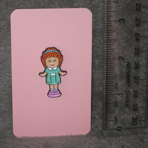 Polly Pocket Doll Redhead Metal Enamel Pin 25103A2 - Picture 2 of 6